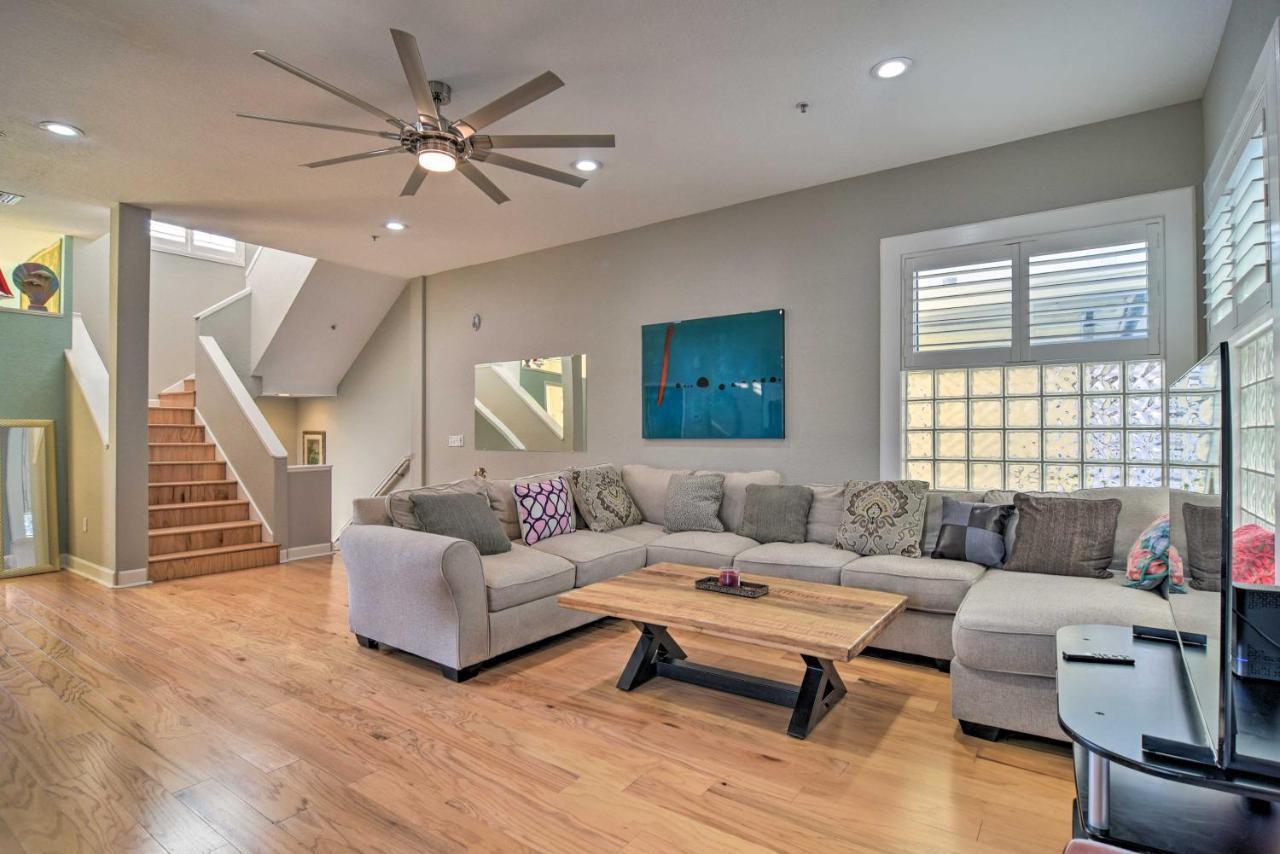 Coastal Sea Side Townhome - Walk To Beach! Clearwater Beach Εξωτερικό φωτογραφία